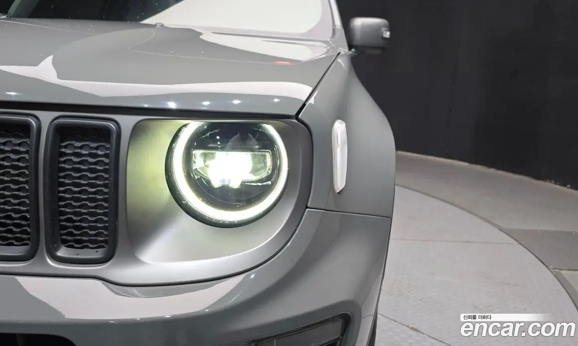 Jeep Renegade 2021 2.4 автомат (гидро), фото 8 Jeep Renegade 2021 2.4 автомат (гидро), фото 8