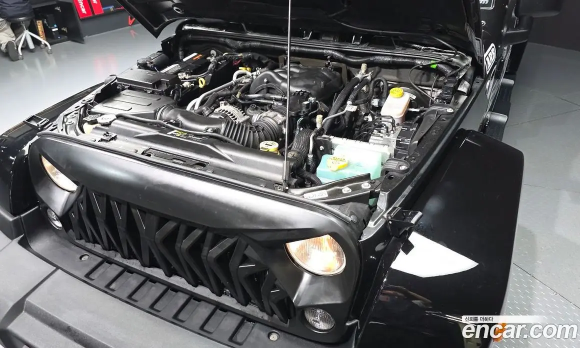 Jeep Wrangler 2017 3.6 автомат (гидро), фото 6 Jeep Wrangler 2017 3.6 автомат (гидро), фото 6