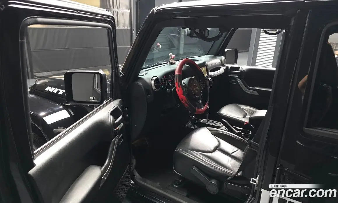 Jeep Wrangler 2017 3.6 автомат (гидро), фото 10 Jeep Wrangler 2017 3.6 автомат (гидро), фото 10