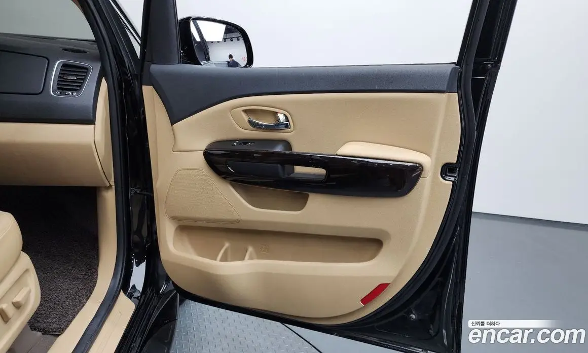 Kia Carnival 2019 2.2 автомат (гидро), фото 14