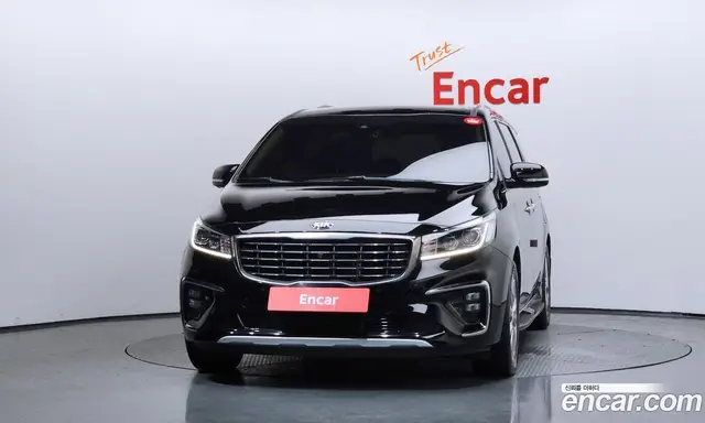 Kia Carnival 2019 2.2 автомат (гидро), миниатюра 3