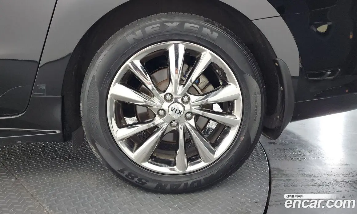 Kia Carnival 2019 2.2 автомат (гидро), фото 7