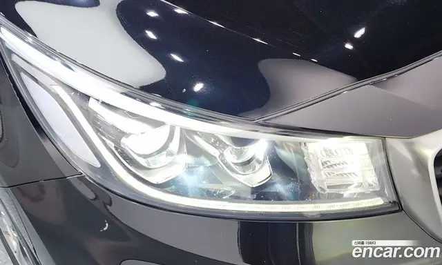 Kia Carnival 2019 2.2 автомат (гидро), миниатюра 8