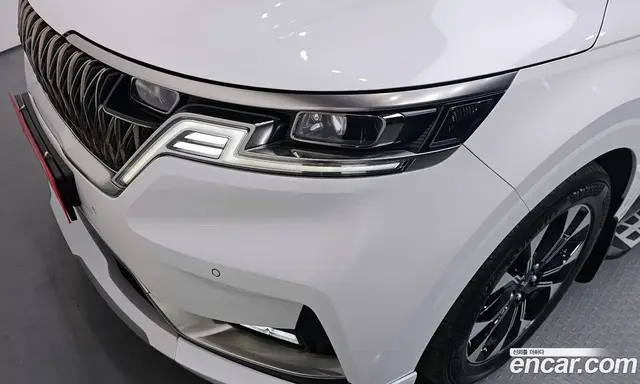 Kia Carnival 2022 3.5 автомат (гидро), миниатюра 8