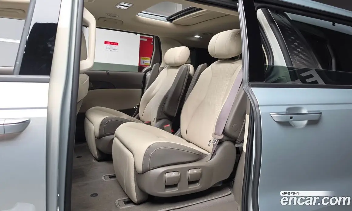 Kia Carnival 2024 1.6 автомат (гидро), фото 17