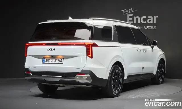 Kia Carnival 2024 1.6 автомат (гидро), миниатюра 2