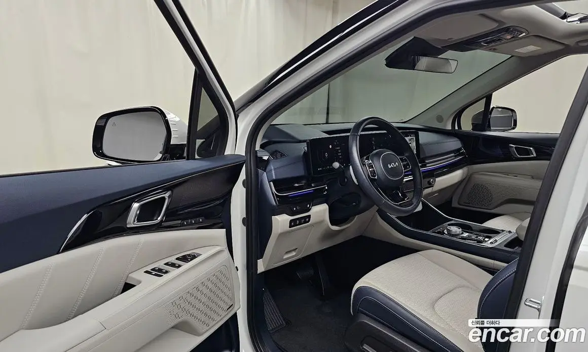 Kia Carnival 2024 1.6 автомат (гидро), фото 13
