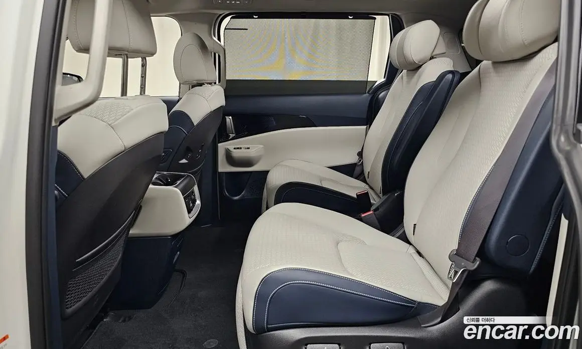 Kia Carnival 2024 1.6 автомат (гидро), фото 18
