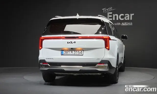 Kia Carnival 2024 1.6 автомат (гидро), миниатюра 4