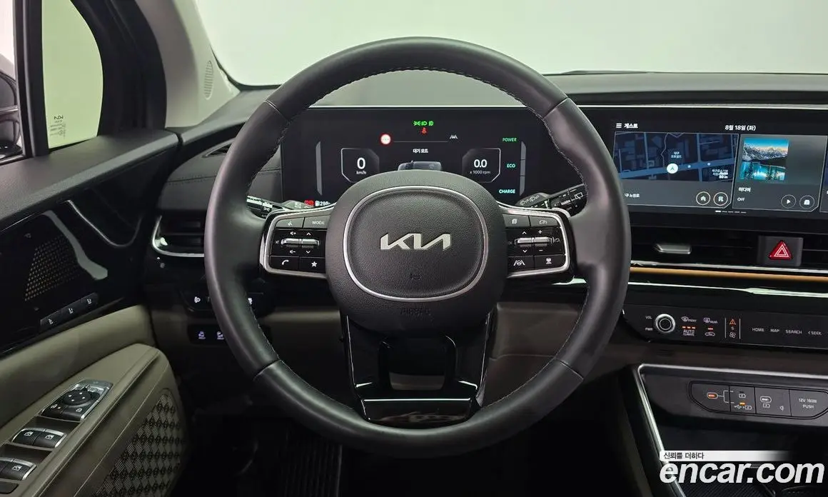 Kia Carnival 2024 1.6 автомат (гидро), фото 18