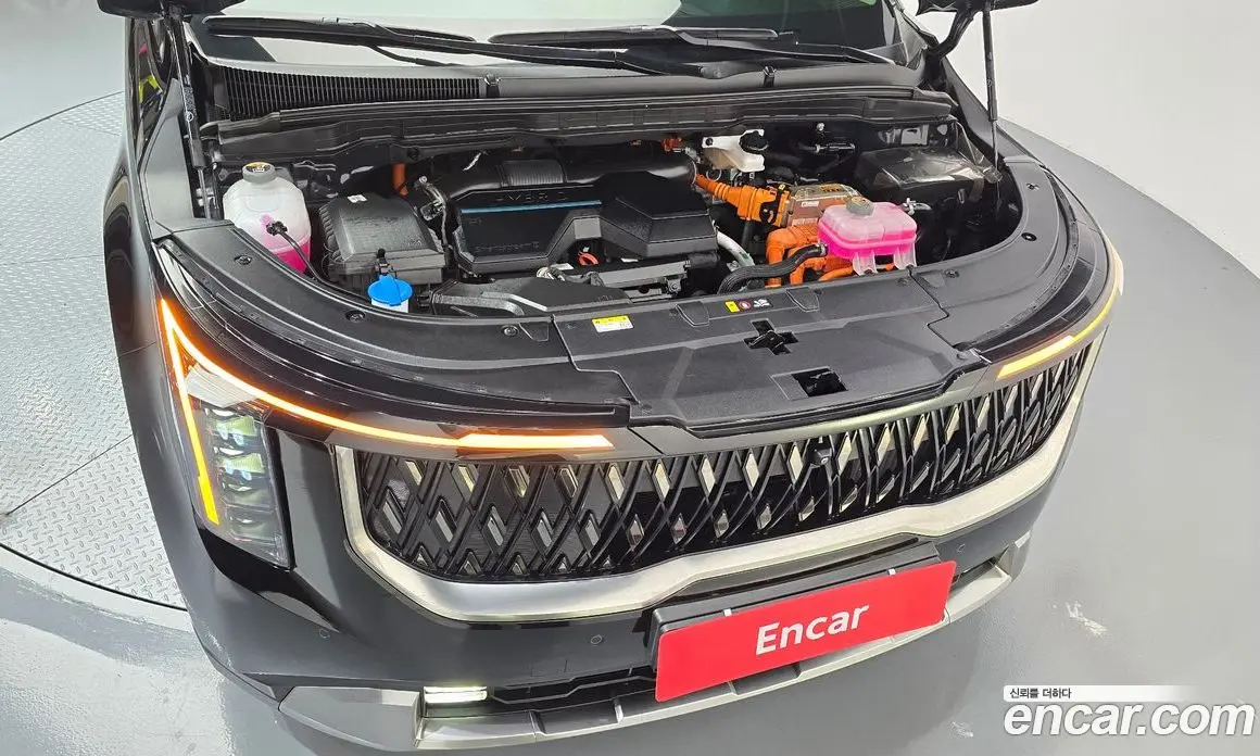Kia Carnival 2024 1.6 автомат (гидро), фото 6