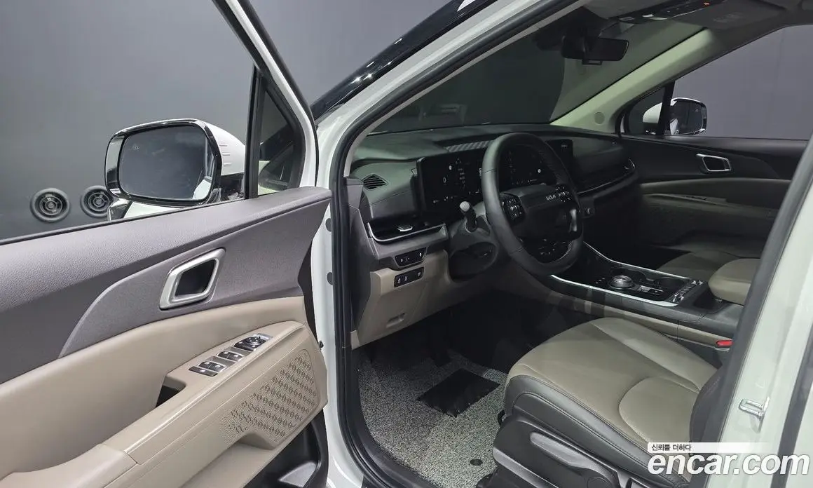 Kia Carnival 2025 2.2 автомат (гидро), фото 13