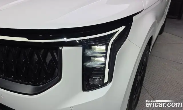 Kia Carnival 2025 2.2 автомат (гидро), миниатюра 8