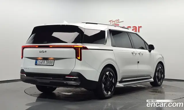 Kia Carnival, 2025, 7 619 км