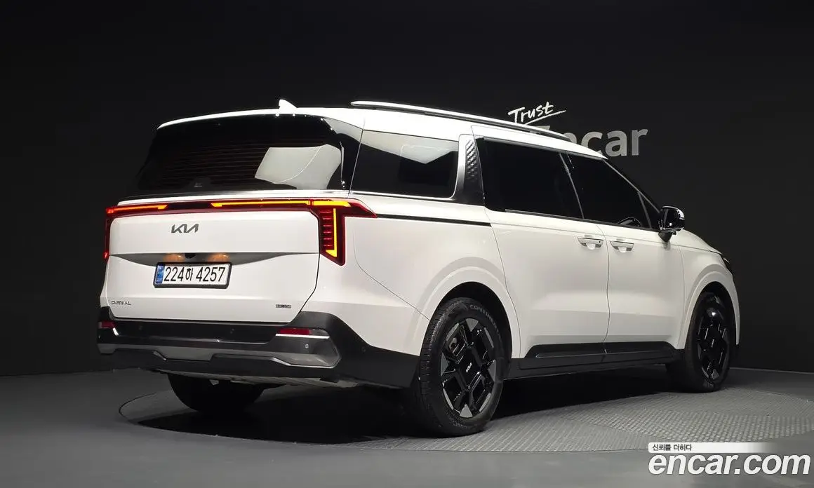 Kia Carnival 2025 1.6 автомат (гидро), фото 2 Kia Carnival 2025 1.6 автомат (гидро), фото 2