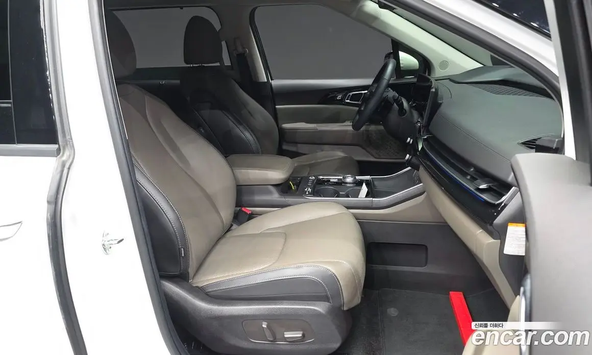Kia Carnival 2025 1.6 автомат (гидро), фото 17 Kia Carnival 2025 1.6 автомат (гидро), фото 17