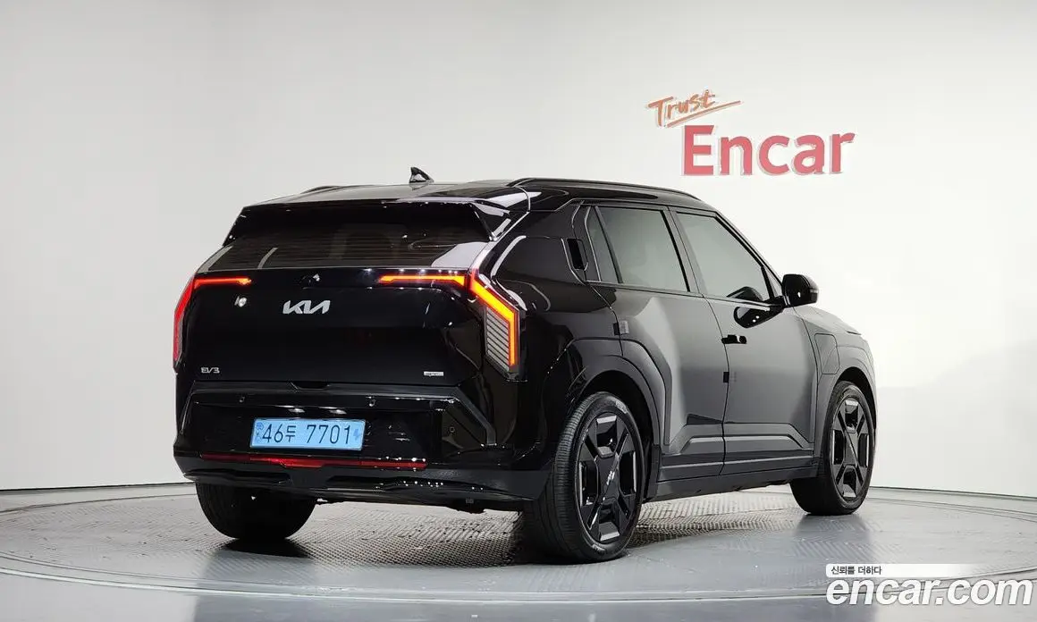 Kia EV3 2024 0.2 автомат (гидро), фото 2 Kia EV3 2024 0.2 автомат (гидро), фото 2