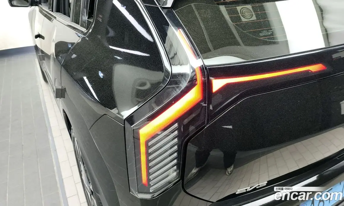 Kia EV3 2024 0.2 автомат (гидро), фото 9 Kia EV3 2024 0.2 автомат (гидро), фото 9