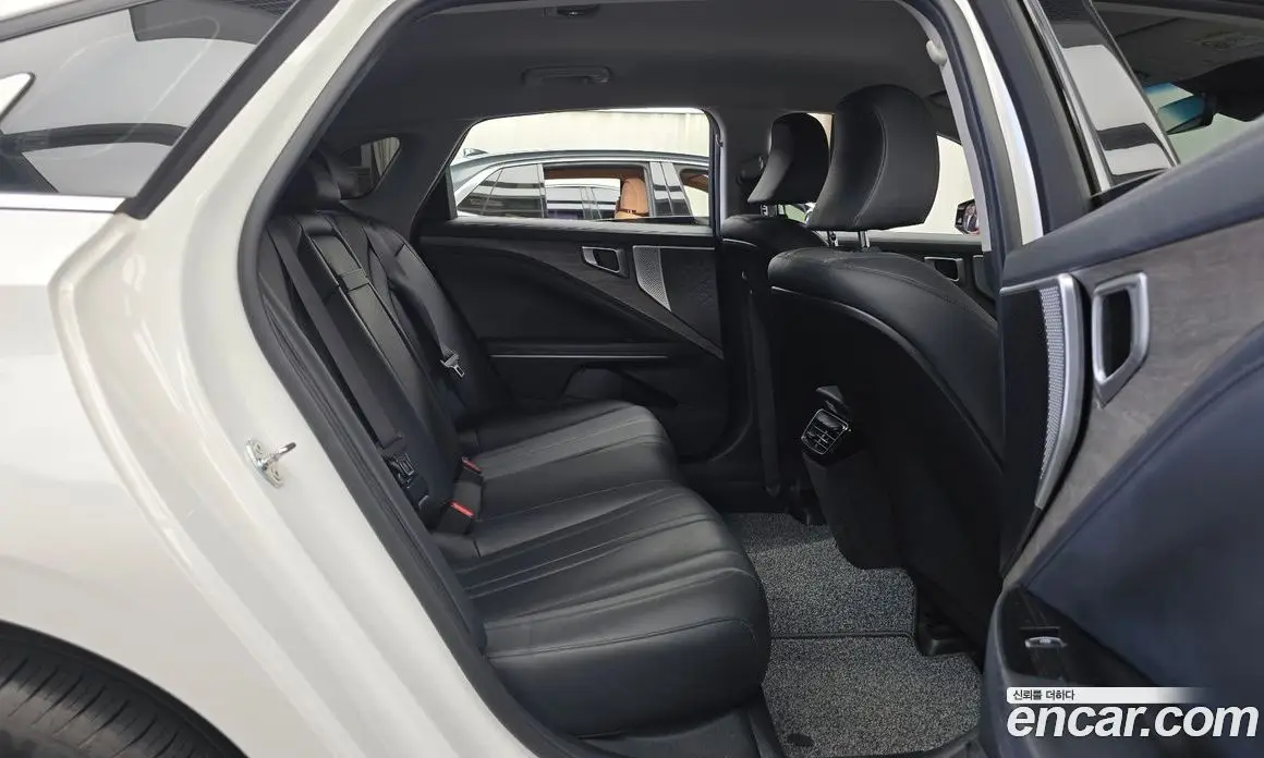 Kia K8 2024 3.5 автомат (гидро), фото 17 Kia K8 2024 3.5 автомат (гидро), фото 17