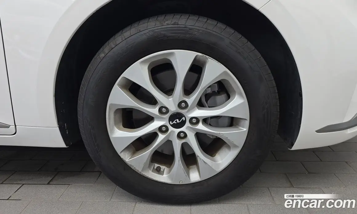 Kia K8 2024 3.5 автомат (гидро), фото 7 Kia K8 2024 3.5 автомат (гидро), фото 7