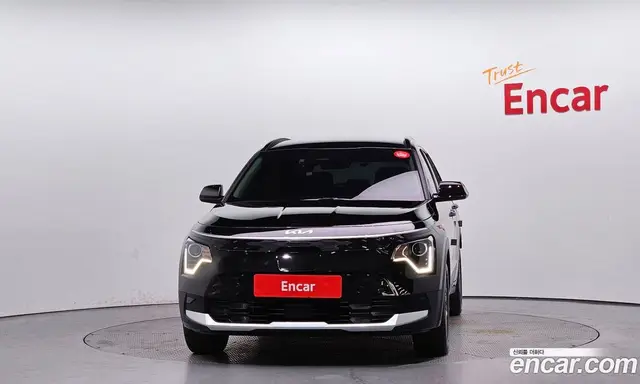 Kia Niro 2023 0.2 автомат (гидро), миниатюра 3