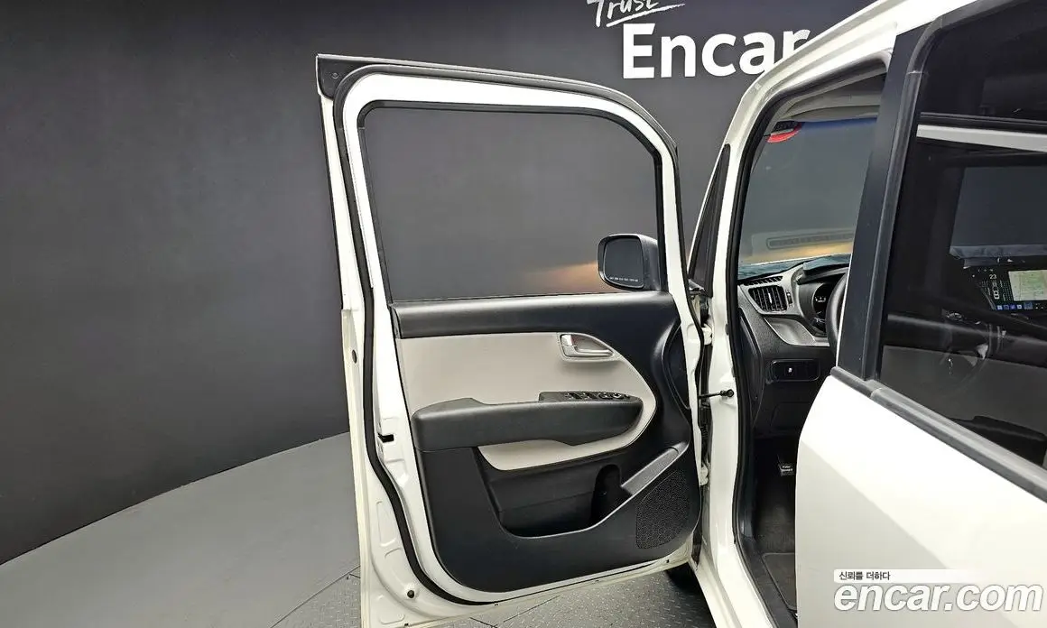 Kia Ray 2015 1.0 автомат (гидро), фото 14 Kia Ray 2015 1.0 автомат (гидро), фото 14