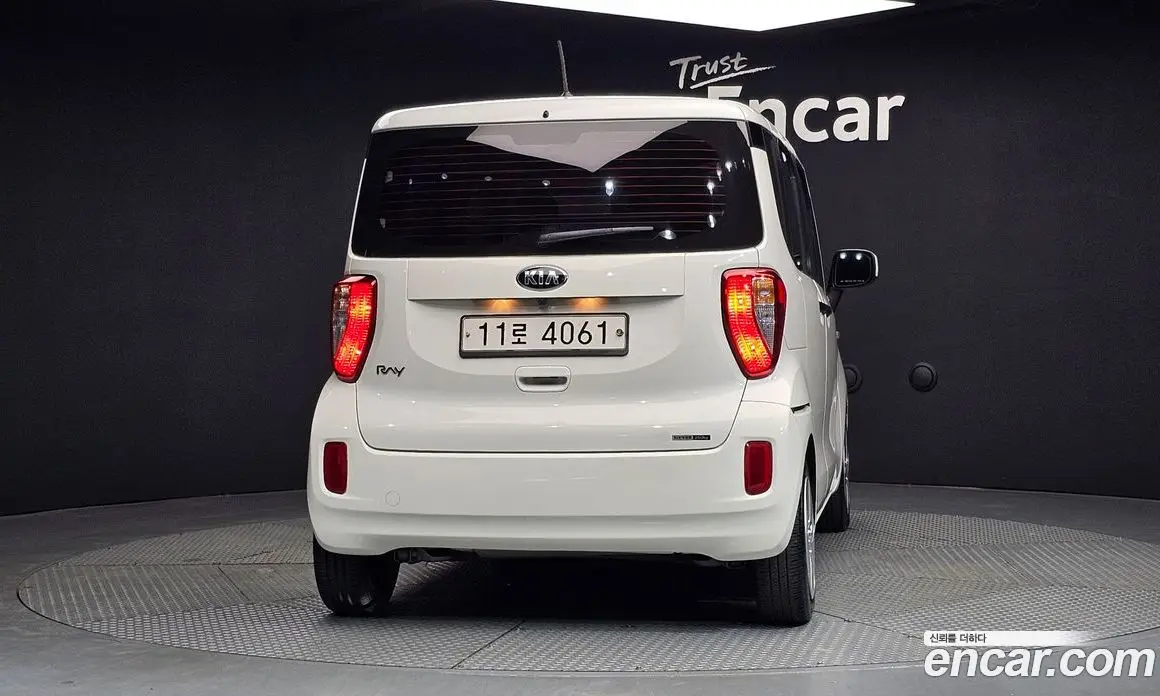 Kia Ray 2015 1.0 автомат (гидро), фото 4 Kia Ray 2015 1.0 автомат (гидро), фото 4