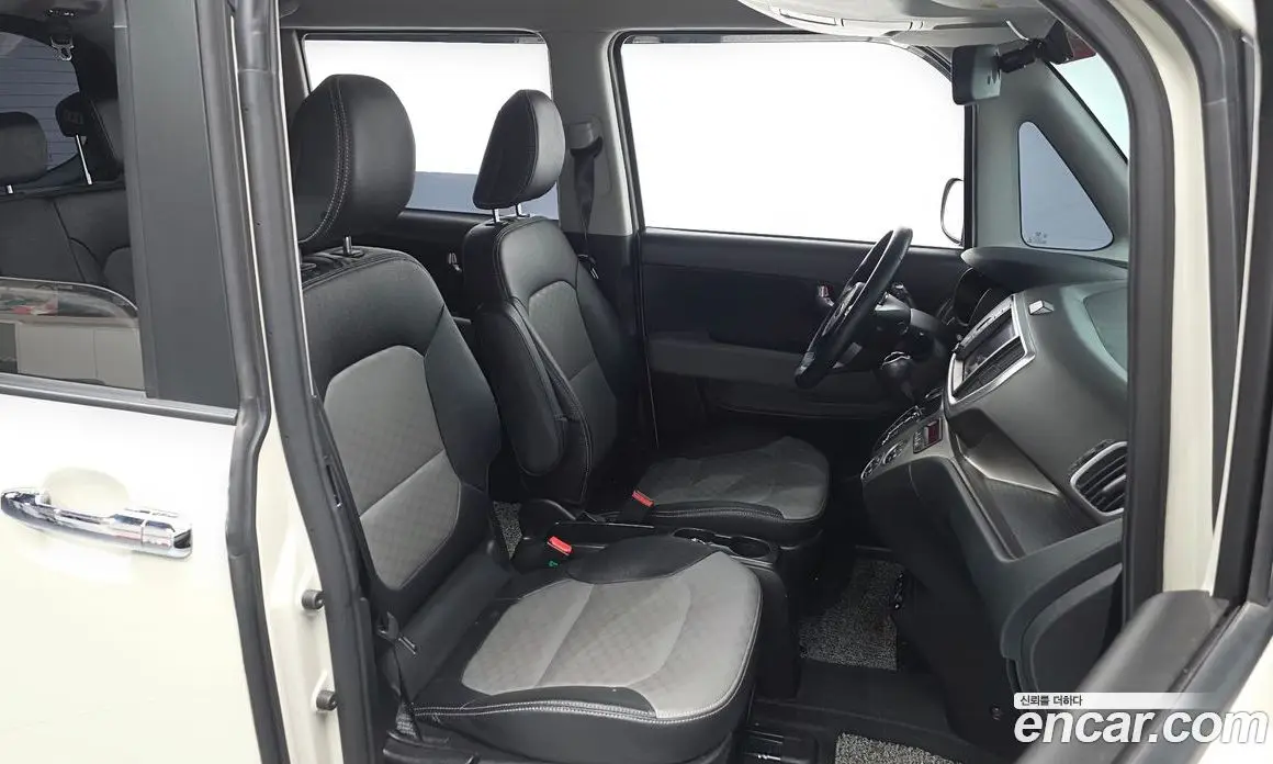 Kia Ray 2021 1.0 автомат (гидро), фото 15