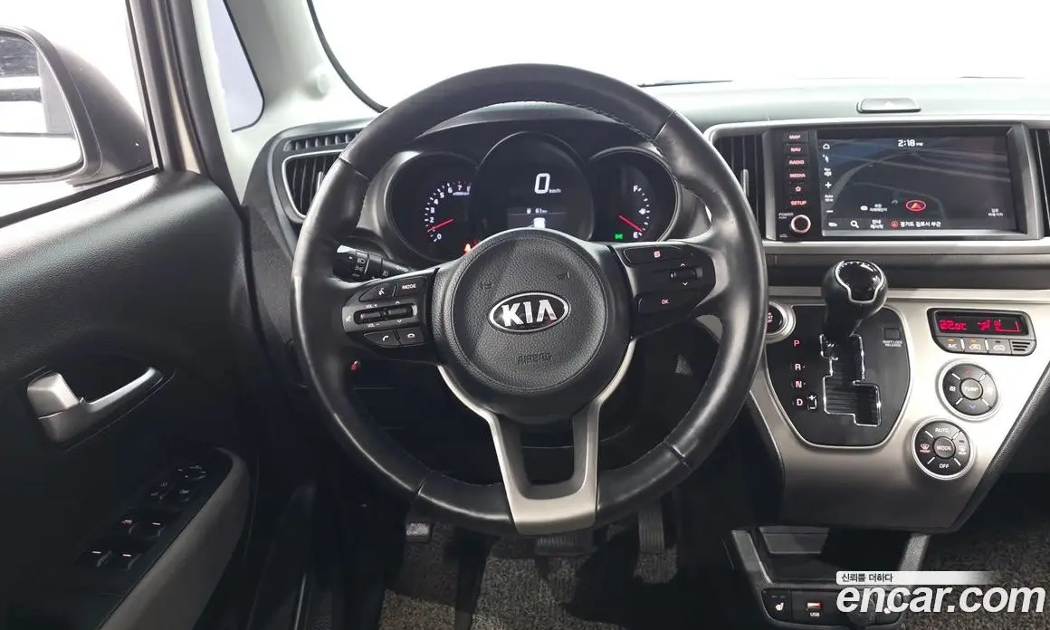 Kia Ray 2021 1.0 автомат (гидро), фото 17