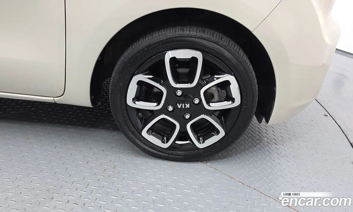 Kia Ray 2021 1.0 автомат (гидро), фото 6