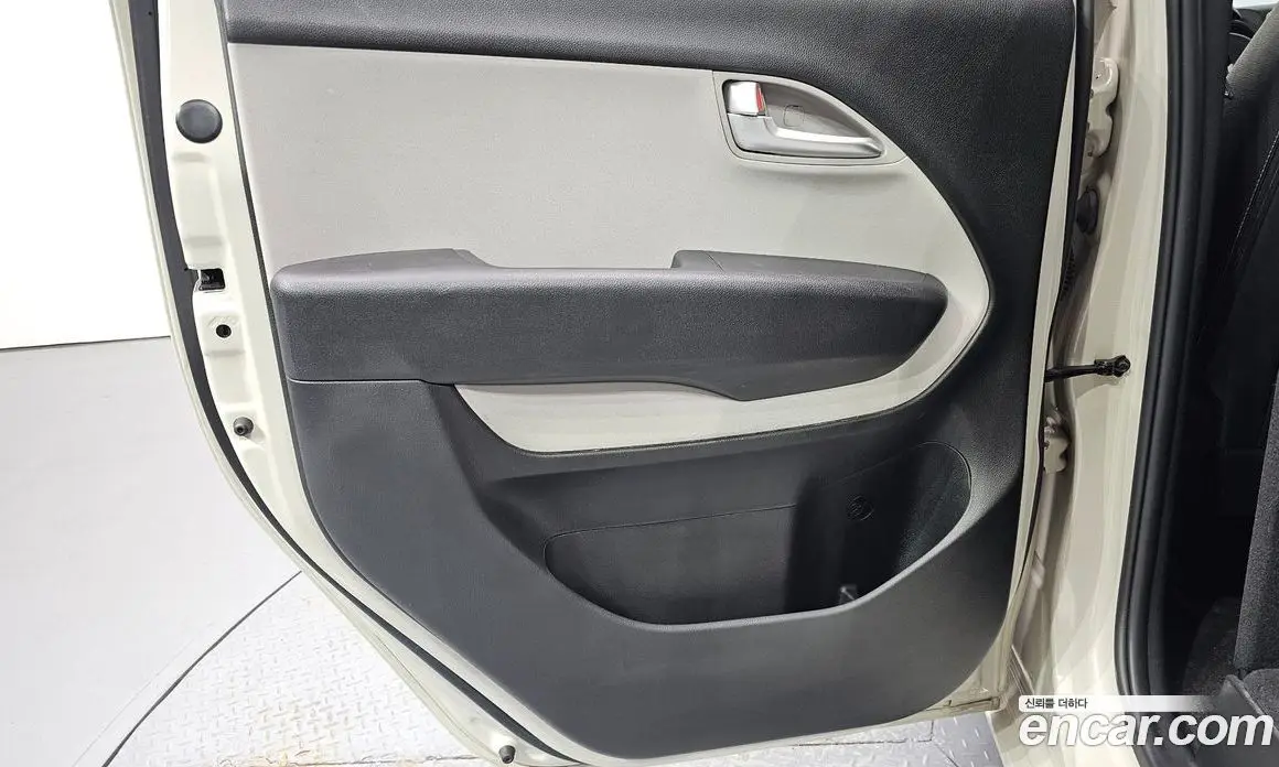 Kia Ray 2022 1.0 автомат (гидро), фото 15 Kia Ray 2022 1.0 автомат (гидро), фото 15