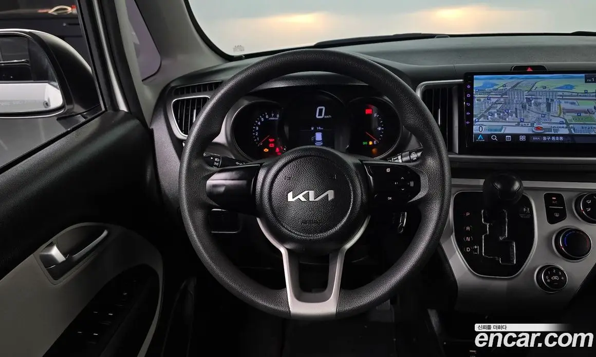 Kia Ray 2022 1.0 автомат (гидро), фото 19