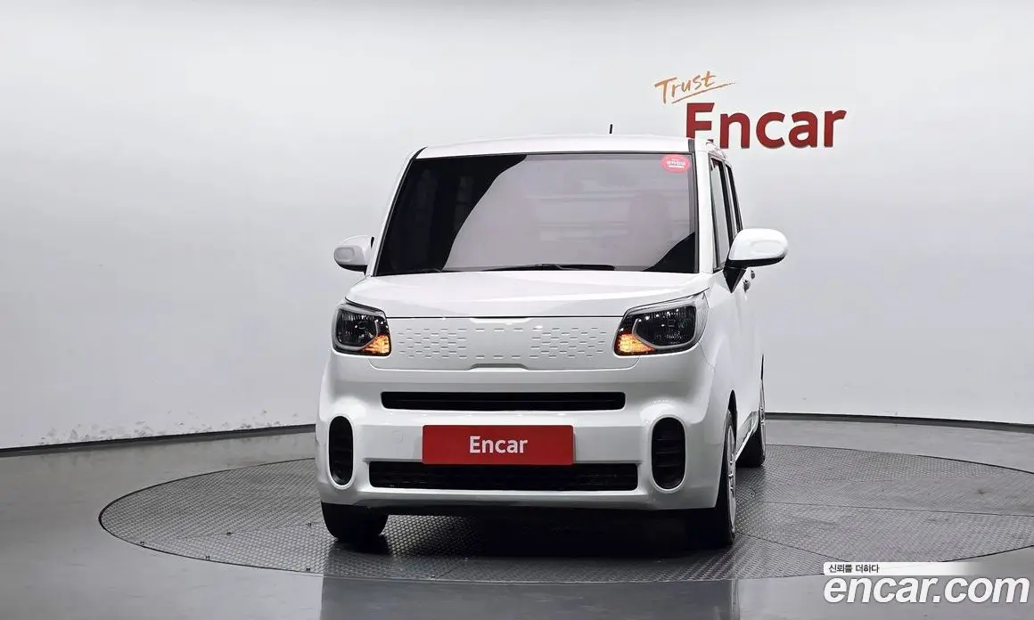 Kia Ray 2022 1.0 автомат (гидро), фото 3