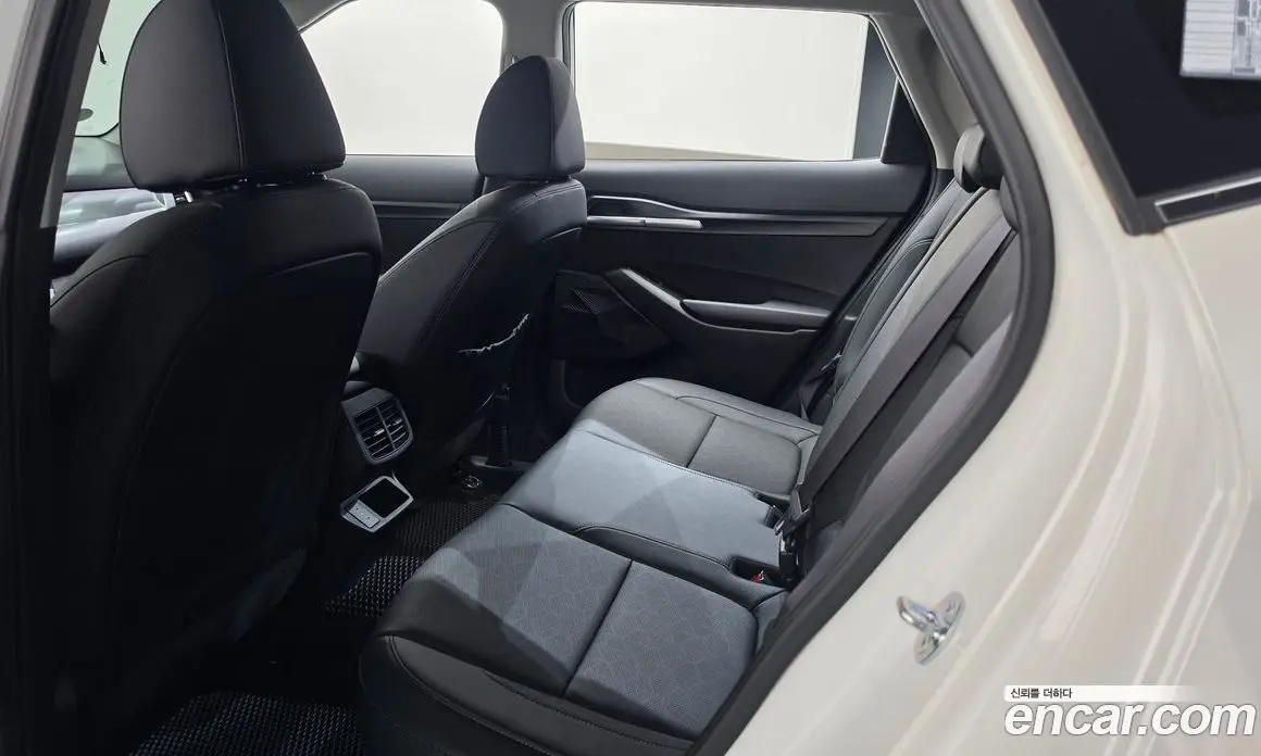 Kia Seltos 2023 1.6 автомат (гидро), фото 17 Kia Seltos 2023 1.6 автомат (гидро), фото 17