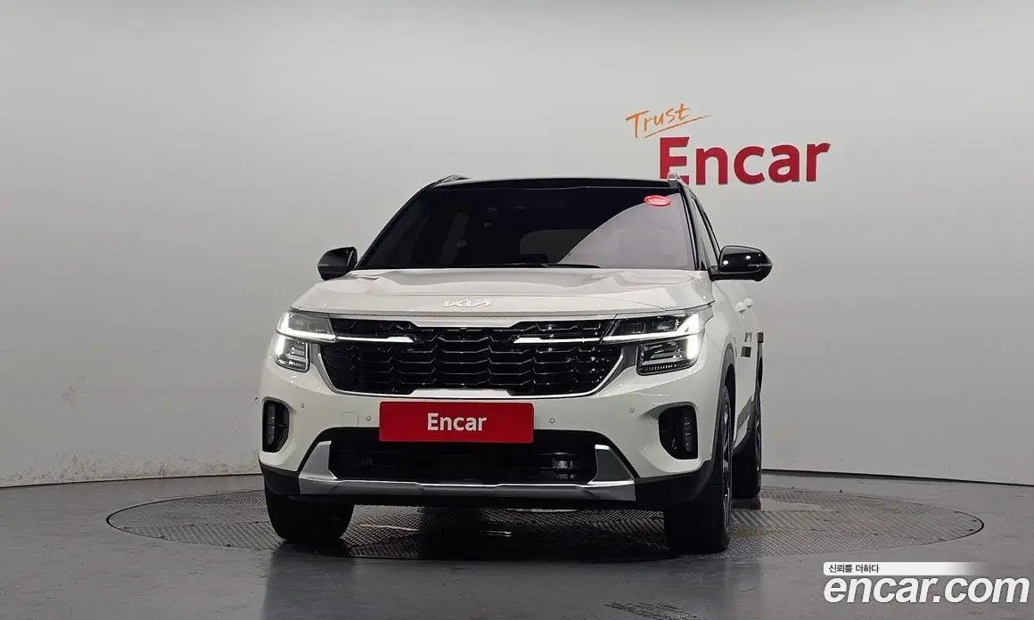 Kia Seltos 2024 1.6 автомат (гидро), фото 3 Kia Seltos 2024 1.6 автомат (гидро), фото 3
