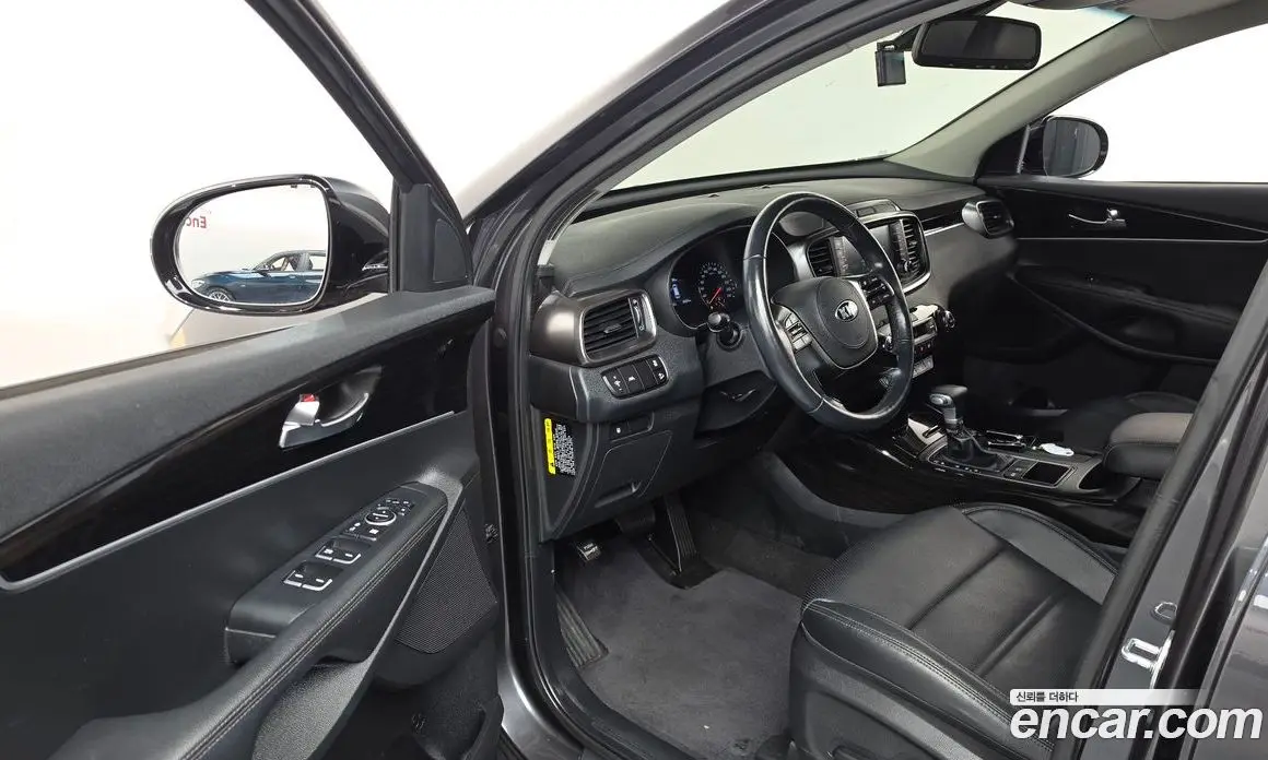 Kia Sorento 2019 2.0 автомат (гидро), фото 13 Kia Sorento 2019 2.0 автомат (гидро), фото 13