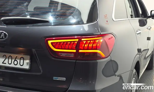Kia Sorento 2019 2.0 автомат (гидро), миниатюра 9 Kia Sorento 2019 2.0 автомат (гидро), миниатюра 9