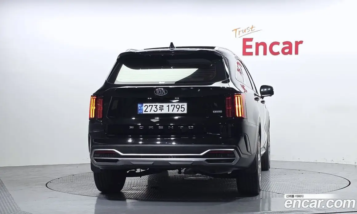 Kia Sorento 2021 2.5 автомат (гидро), фото 4 Kia Sorento 2021 2.5 автомат (гидро), фото 4