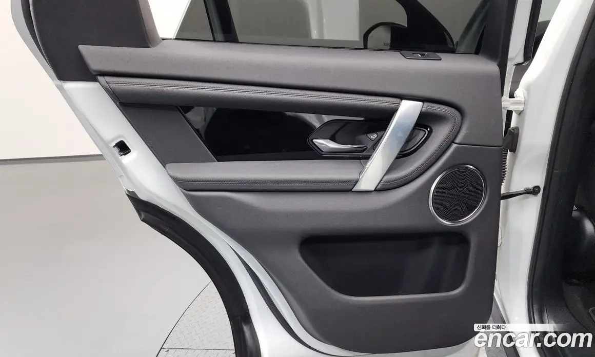 Land Rover Discovery Sport 2022 2.0 автомат (гидро), фото 15