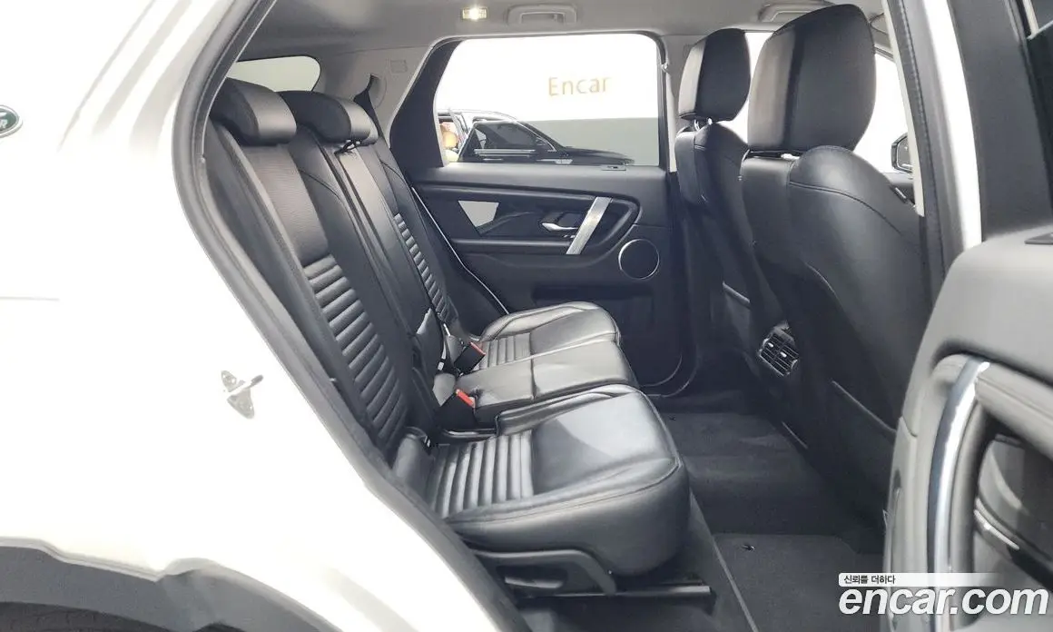 Land Rover Discovery Sport 2022 2.0 автомат (гидро), фото 17