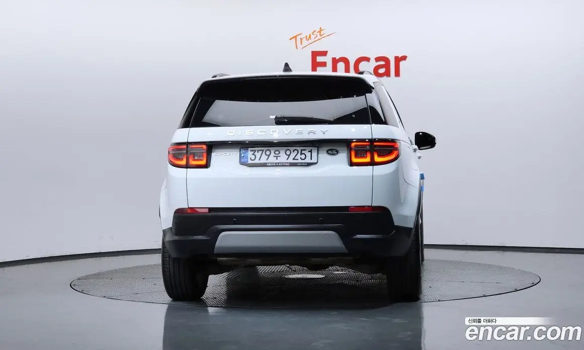 Land Rover Discovery Sport 2022 2.0 автомат (гидро), фото 4