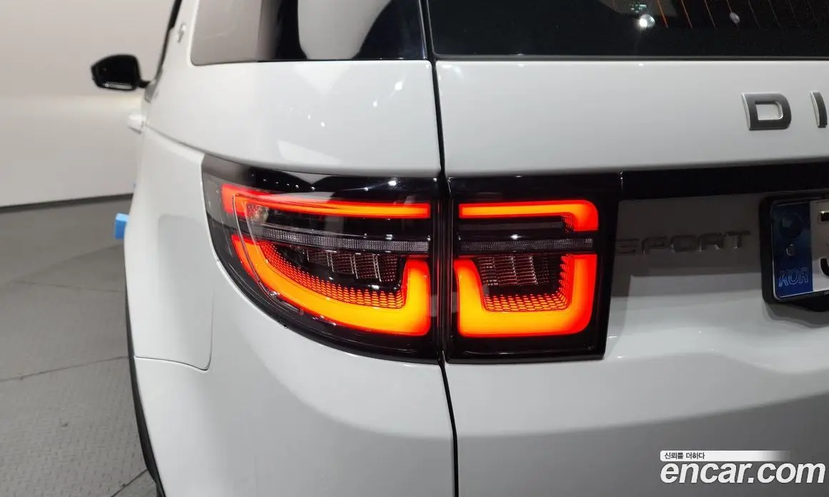 Land Rover Discovery Sport 2022 2.0 автомат (гидро), фото 9