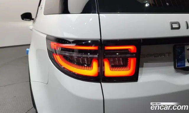 Land Rover Discovery Sport 2022 2.0 автомат (гидро), миниатюра 9