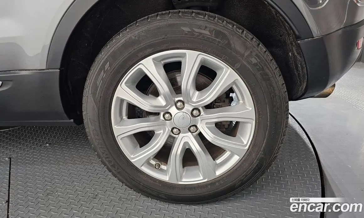 Land Rover Range Rover Evoque 2018 2.0 автомат (гидро), фото 7 Land Rover Range Rover Evoque 2018 2.0 автомат (гидро), фото 7