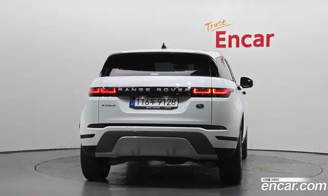 Land Rover Range Rover Evoque 2023 2.0 автомат (гидро), миниатюра 4
