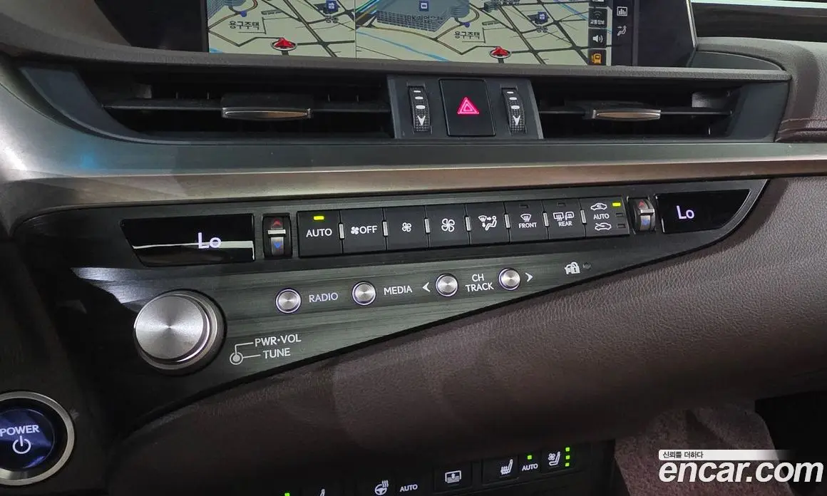 Lexus ES 2021 2.5 автомат (гидро), фото 18
