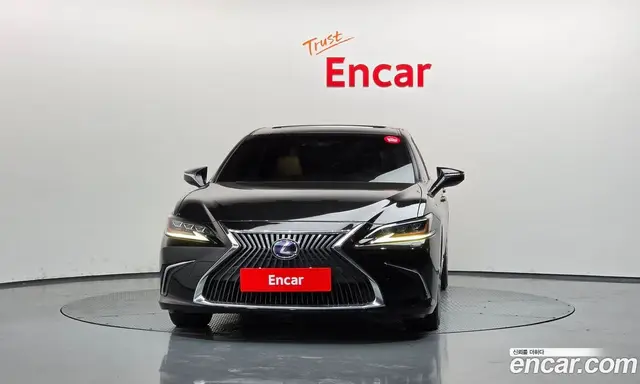 Lexus ES 2021 2.5 автомат (гидро), миниатюра 3