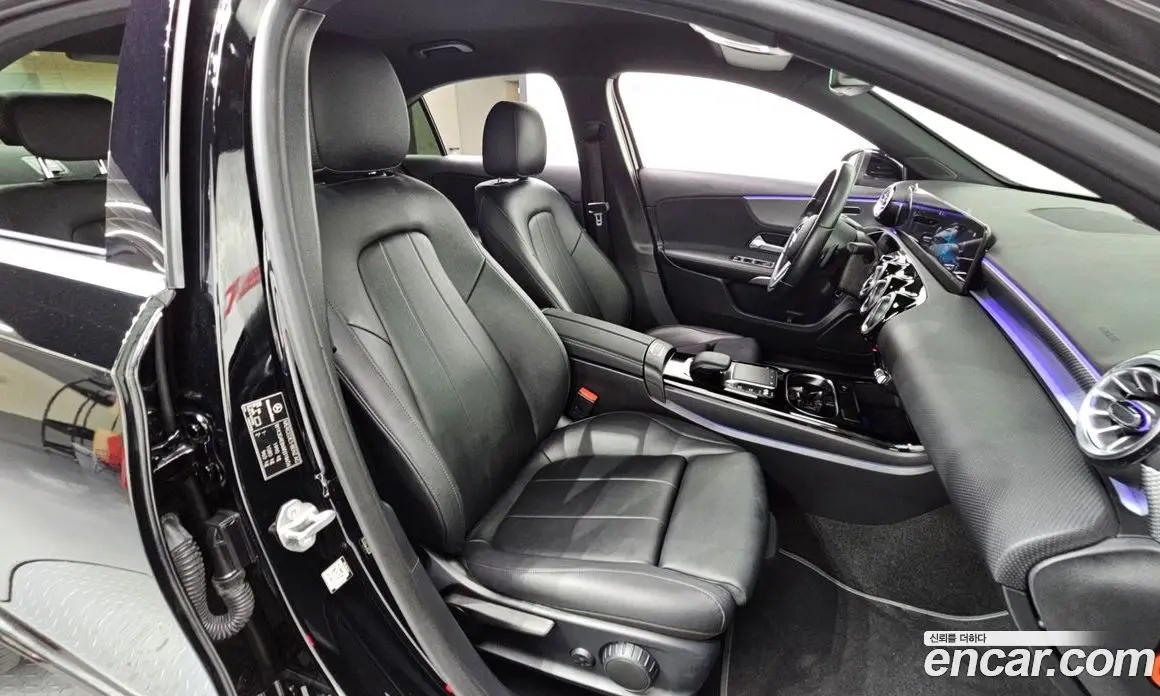 Mercedes-Benz A-Class 2021 2.0 автомат (гидро), фото 16