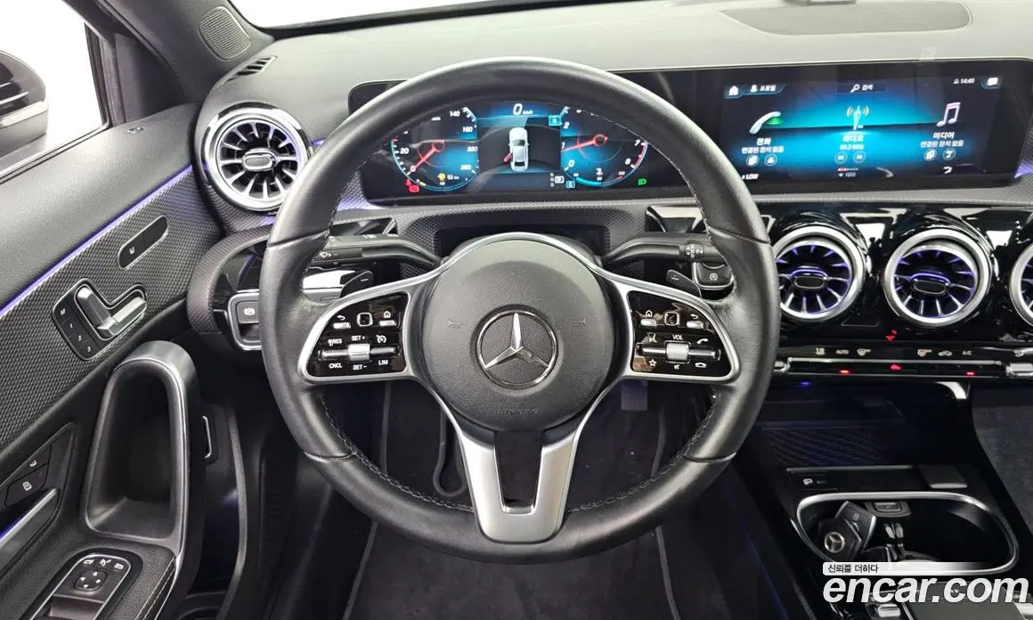 Mercedes-Benz A-Class 2021 2.0 автомат (гидро), фото 19