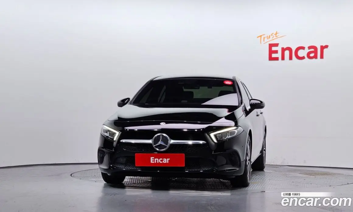 Mercedes-Benz A-Class 2021 2.0 автомат (гидро), фото 3